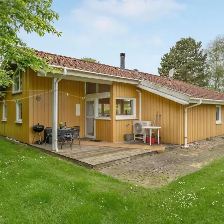 Holiday Gutta - 500m From The Sea In Se Jutland By Interhome